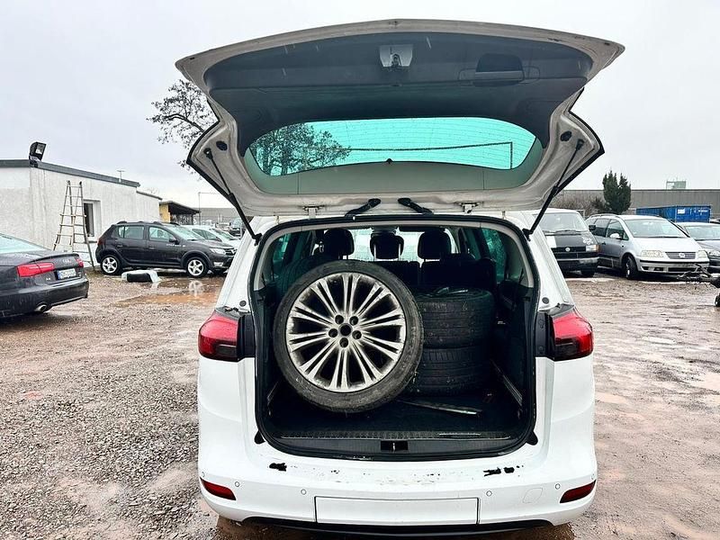 Gebraucht Opel Zafira Tourer Sport 165 PS (121 kW) 2012 Weiß Van / Kleinbus