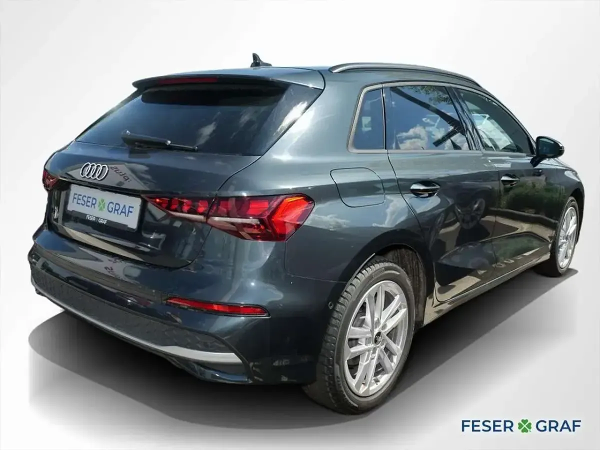 Gebraucht Audi A3 Ambiente 116 PS (85 kW) 2025 Manhattangrau metallic Limousine