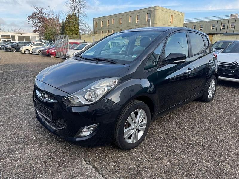 Schwarz Gebraucht 2011 Hyundai ix20 Comfort Kleinwagen | 6.770 € (Etwas zu teuer) - Bild 1/4