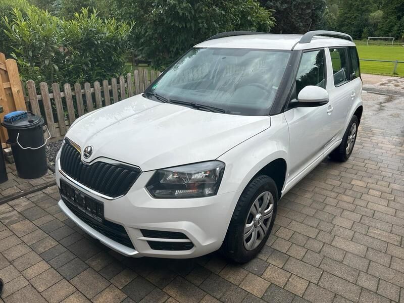 Weiß Gebraucht 2016 Skoda Yeti SUV | 6.990 € (Superpreis) - Bild 1/4
