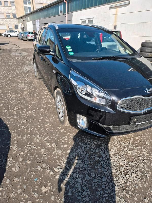 Gebraucht Kia Carens 135 PS (99 kW) 2016 Schwarz Van / Kleinbus