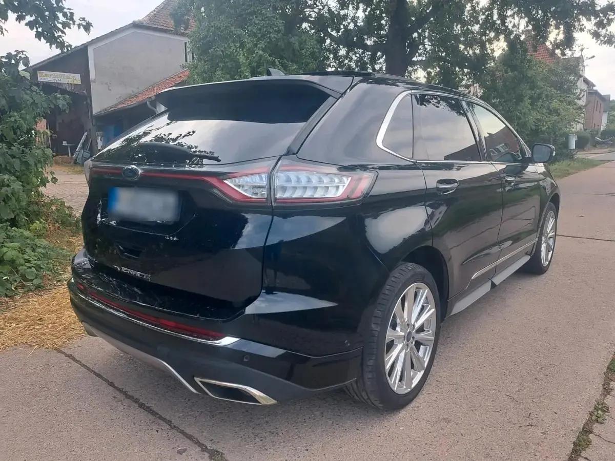 Gebraucht Ford Edge Vignale 209 PS (153 kW) 2017 Schwarz SUV