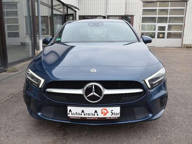 Usata Mercedes A250 160 CV (117 kW) 2020 Blu Utilitaria