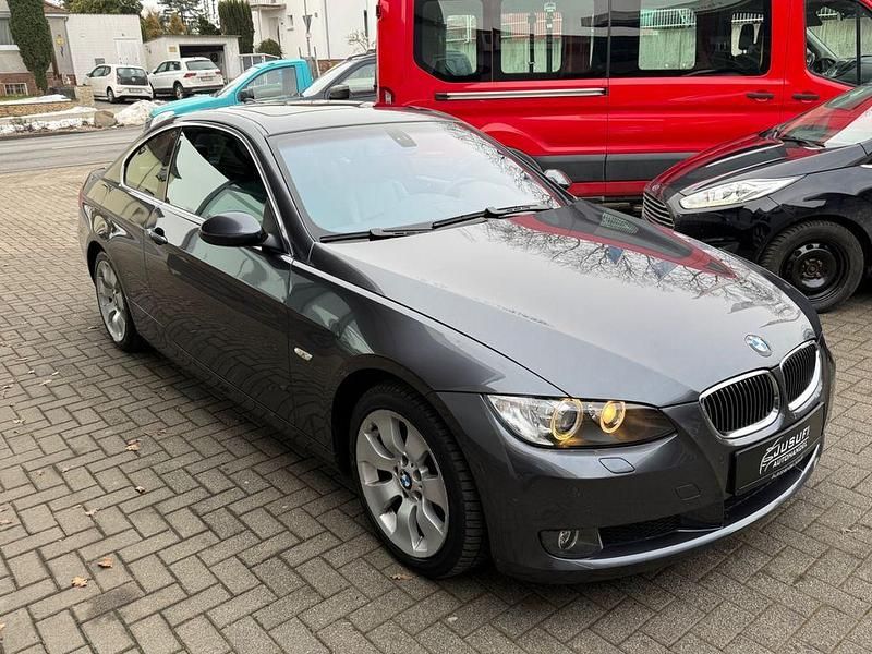 Gebraucht BMW 330 Sport Line 272 PS (200 kW) 2006 Grau Coupé