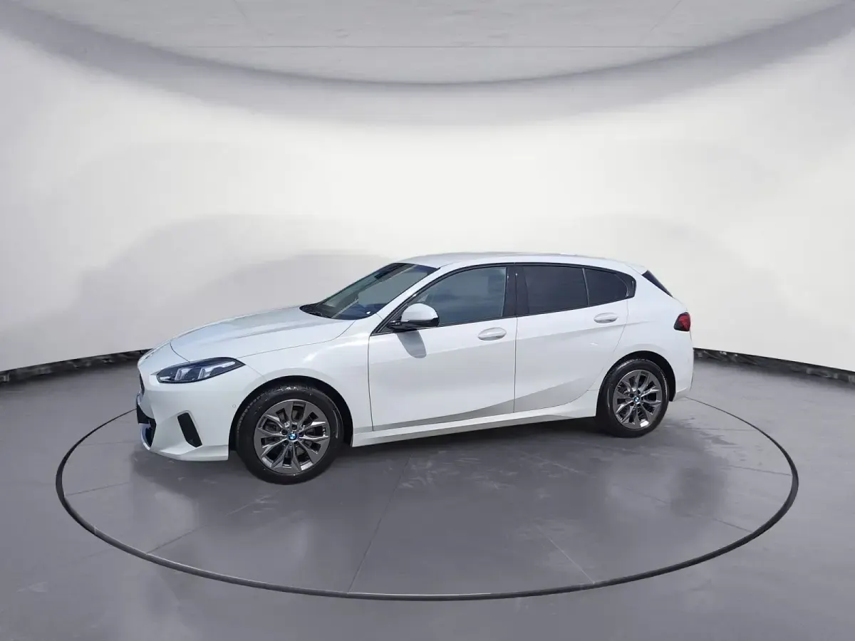 Gebraucht BMW 120 163 PS (119 kW) 2025 Weiß Kleinwagen