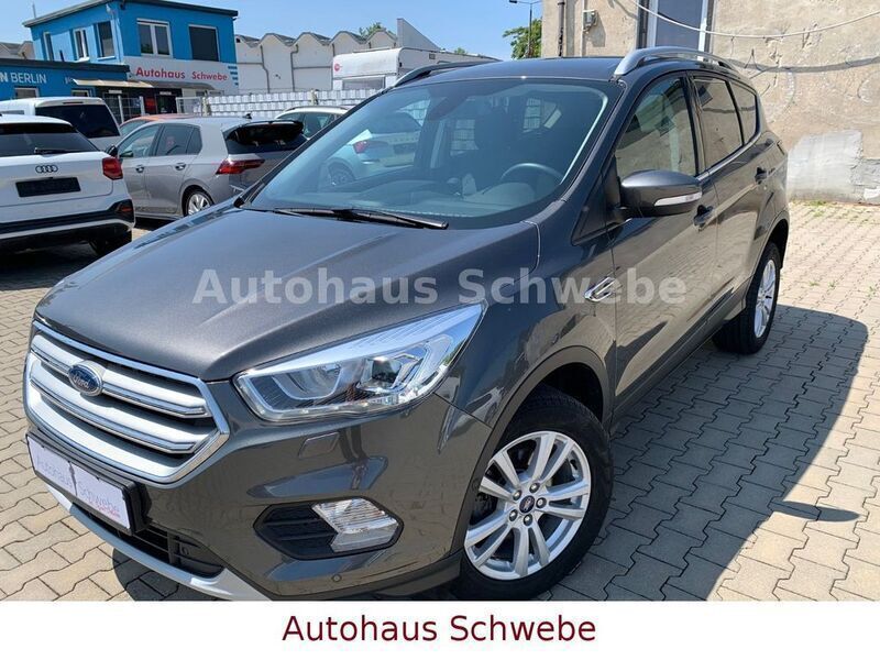 Grau Gebraucht 2019 Ford Kuga SUV | 17.985 € (Guter Preis) - Bild 1/4