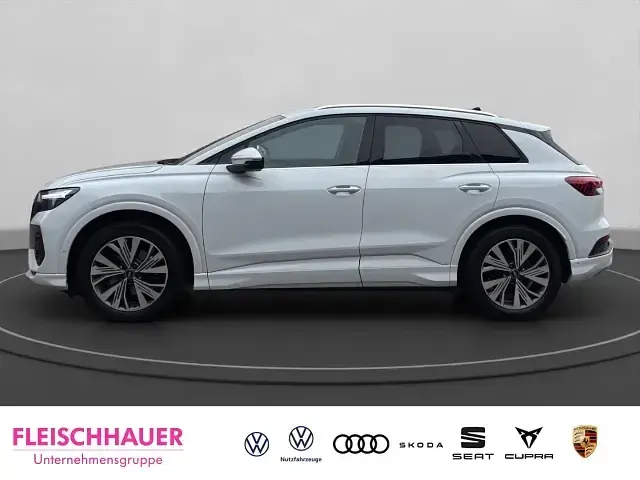 Gebraucht Audi Q4 e-tron Advanced 125 kW (170 PS) 2023 Weiß SUV