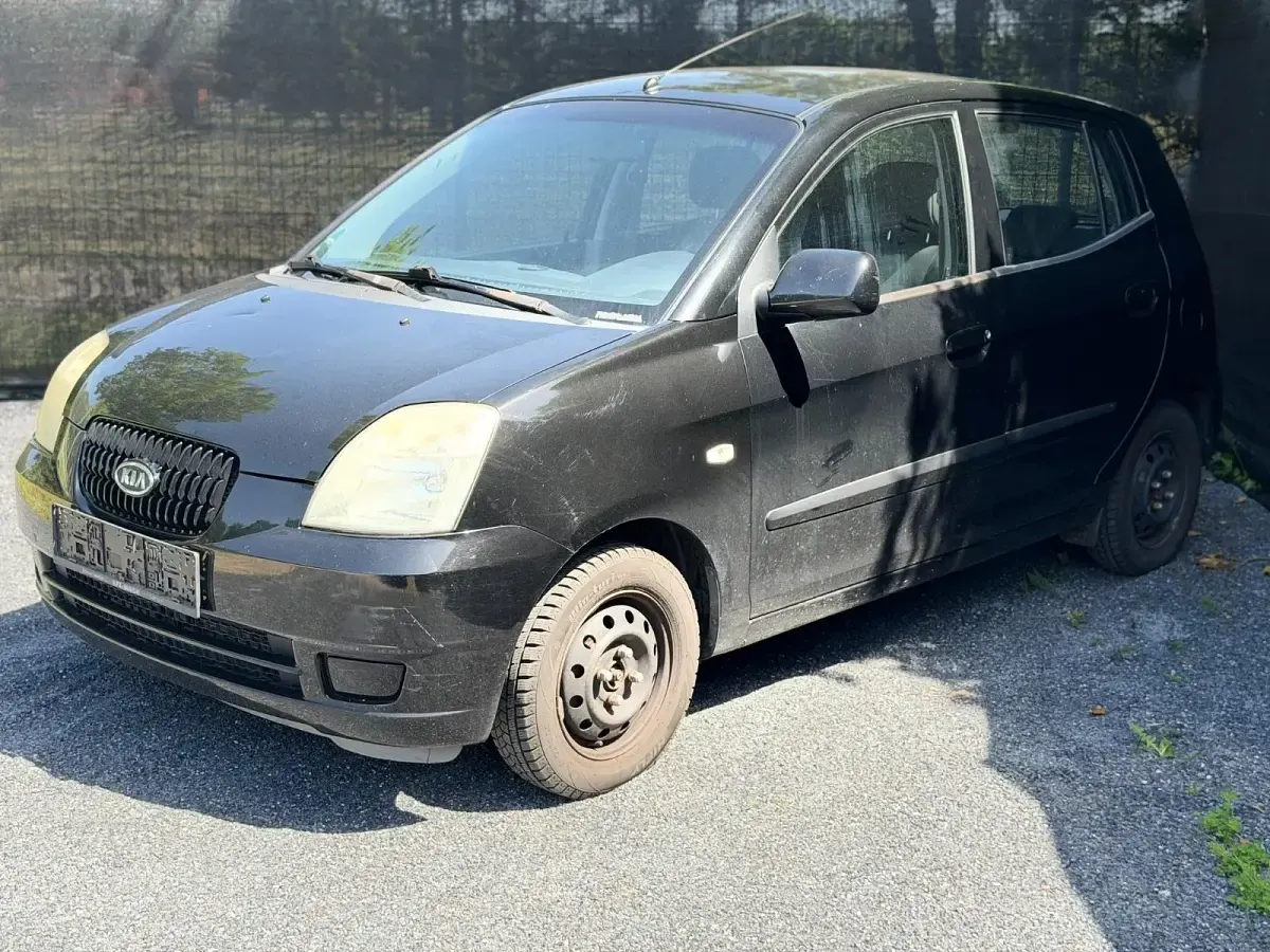 Używany Kia Picanto 65 KM (47 kW) 2004 Czarny Hatchback