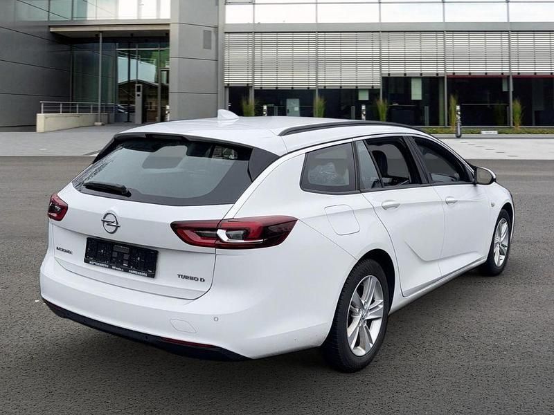 Gebraucht Opel Insignia Business Edition 170 PS (125 kW) 2018 Weiß Kombi