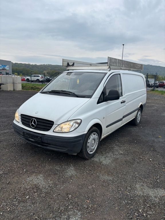 Weiß Gebraucht 2008 Mercedes Vito Van / Kleinbus | 4.499 € (Guter Preis) - Bild 1/4