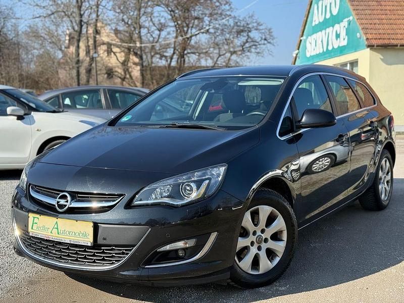 Gebraucht Opel Astra Exklusiv 136 PS (100 kW) 2015 Schwarz Kombi