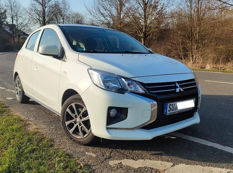 Gebraucht Mitsubishi Space Star Select 71 PS (52 kW) 2022 Weiß Kleinwagen