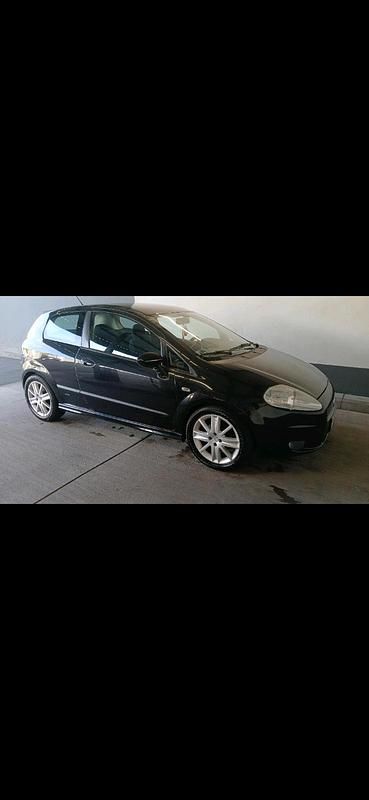 Schwarz Gebraucht 2006 Fiat Punto Kleinwagen | 2.299 € - Bild 1/4