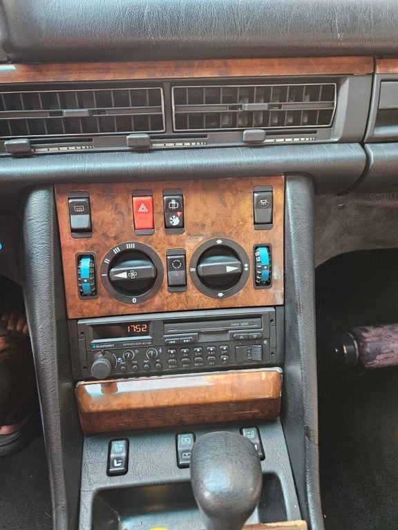 Gebraucht Mercedes 300 245 PS (180 kW) 1988 Schwarz Limousine