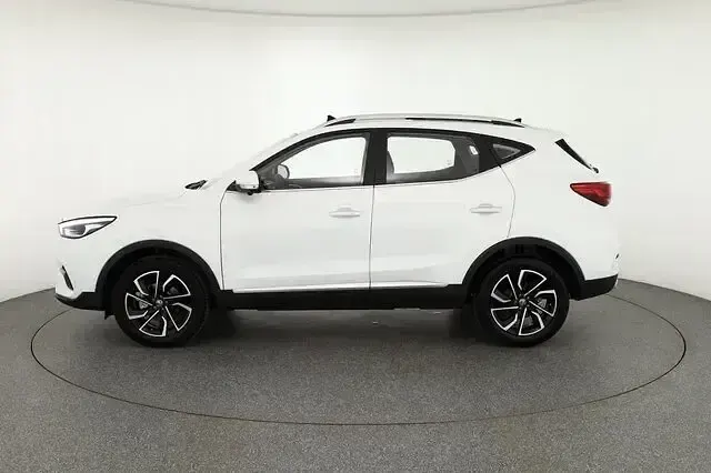 Gebraucht MG ZS Luxury 111 PS (81 kW) 2024 Arktisweissmet. SUV