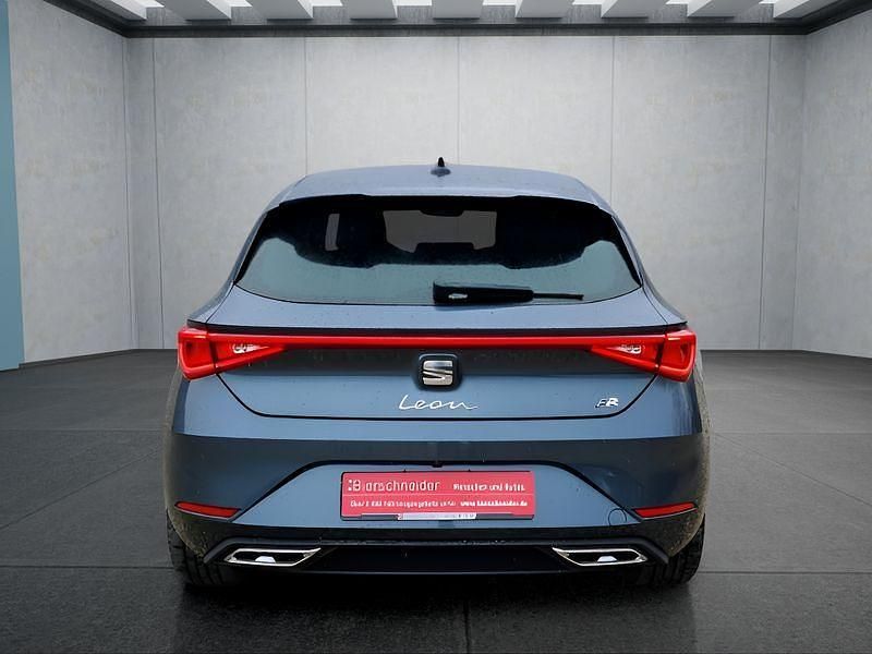 Neu Seat Leon FR 150 PS (110 kW) 2026 Grau Kleinwagen