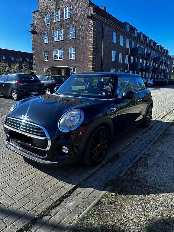 Second-hand Mini ONE 102 CP (75 kW) 2016 Negru Hatchback
