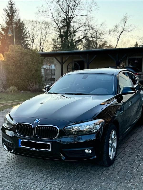 Gebraucht BMW 118 136 PS (100 kW) 2018 Schwarz Kleinwagen