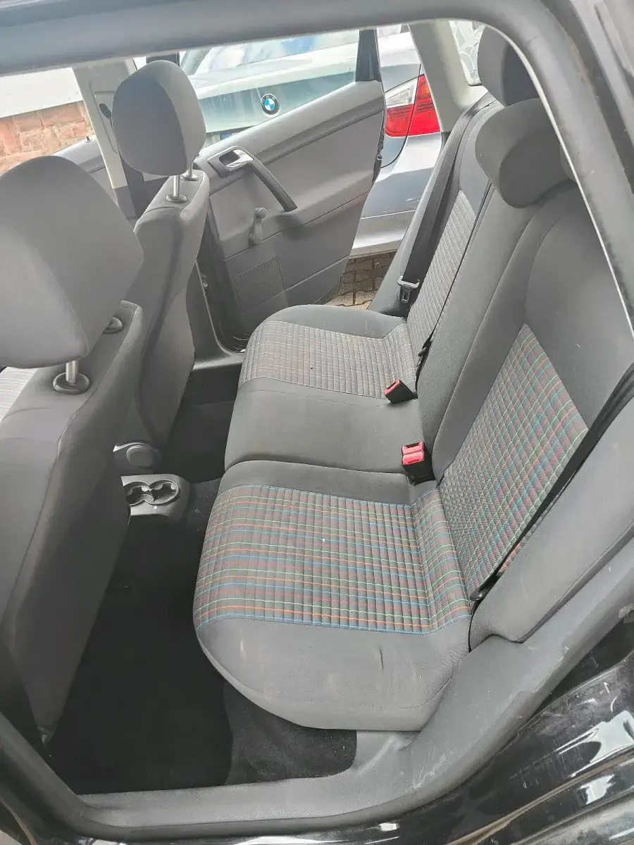 Gebraucht VW Polo 80 PS (58 kW) 2007 Schwarz Kleinwagen