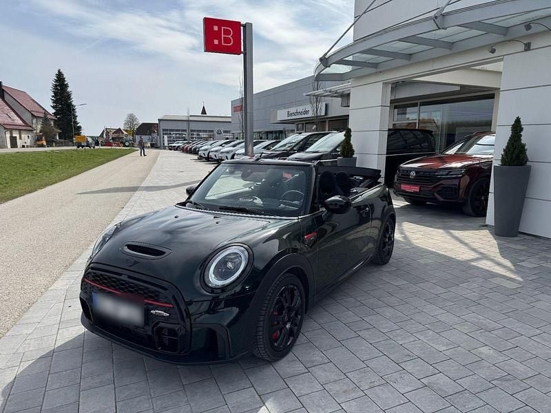 Gebraucht Mini John Cooper Works 231 PS (169 kW) 2023 Grün Kleinwagen