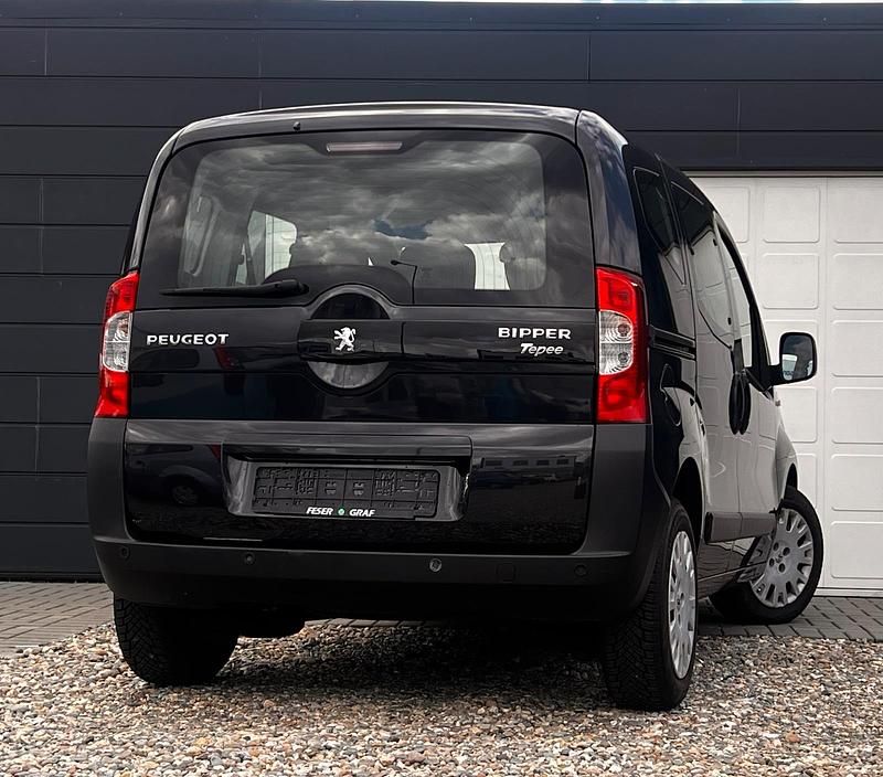 Gebraucht Peugeot Bipper 75 PS (55 kW) 2013 Schwarz Van / Kleinbus
