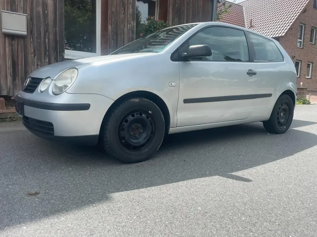 Gebraucht VW Polo 86 PS (63 kW) 2003 Silber Kleinwagen