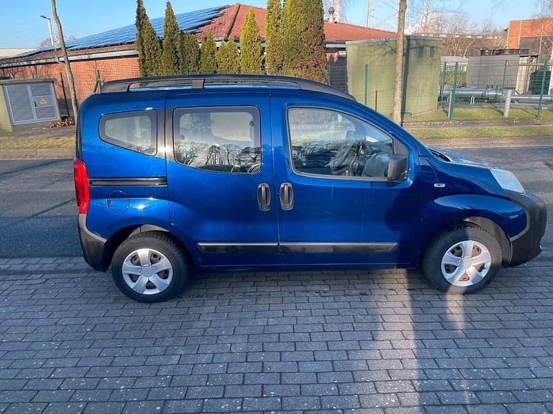 Gebraucht Peugeot Bipper 73 PS (53 kW) 2010 Blau Van / Kleinbus