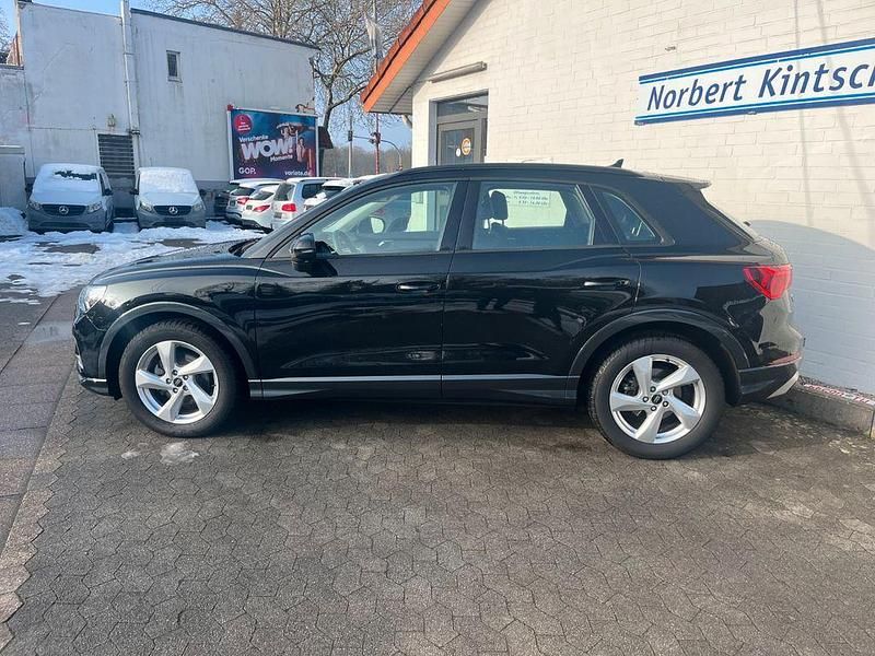 Gebraucht Audi Q3 Sport 150 PS (110 kW) 2024 Schwarz SUV