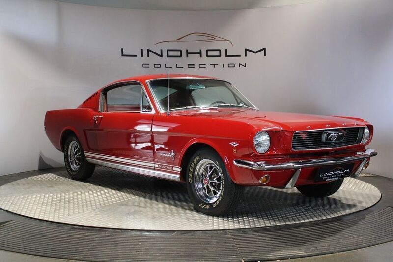 Rot Gebraucht 1965 Ford Mustang Fastback | 46.900 € - Bild 1/4