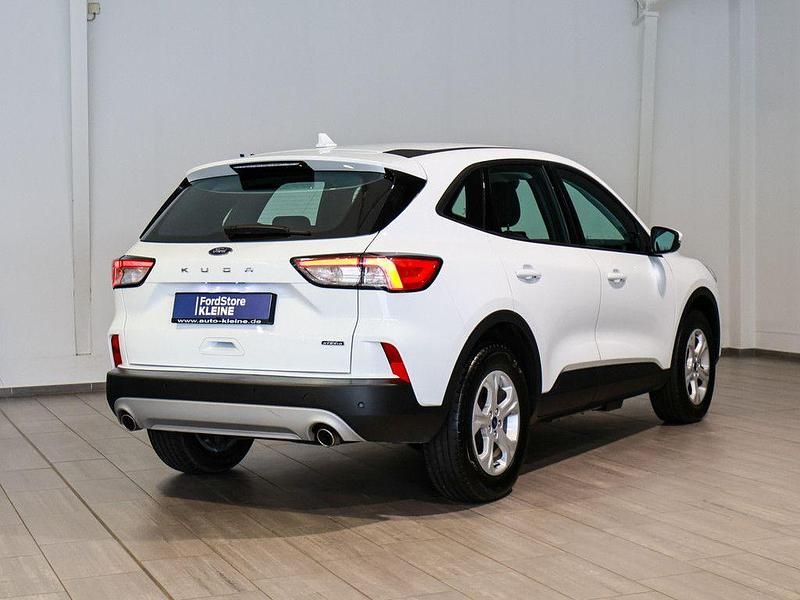 Gebraucht Ford Kuga Cool & Connect 224 PS (164 kW) 2022 Weiß SUV