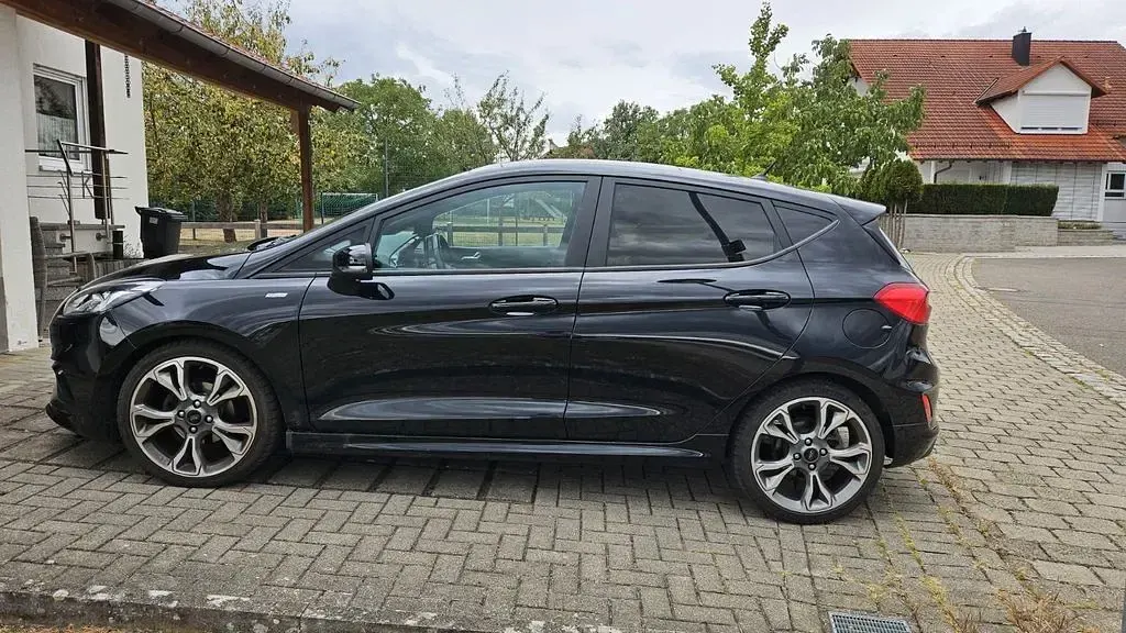 Gebraucht Ford Fiesta ST-Line 125 PS (91 kW) 2018 Schwarz Kleinwagen