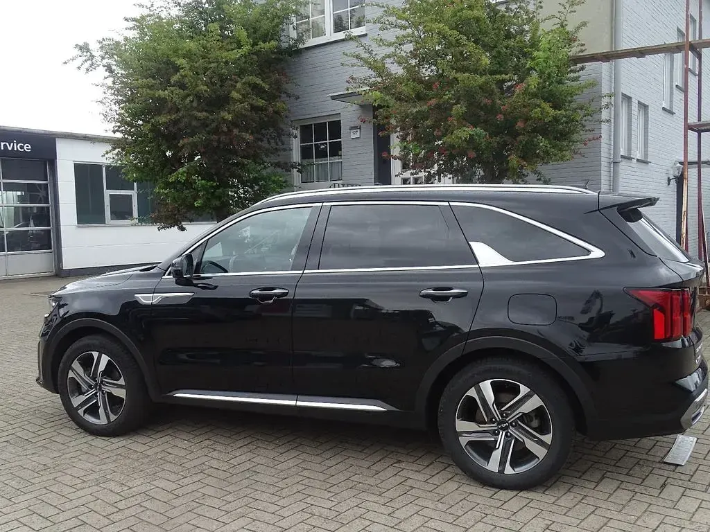 Gebraucht Kia Sorento Platinum 179 PS (131 kW) 2023 Schwarz SUV