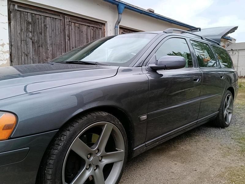 Gebraucht Volvo V70 300 PS (220 kW) 2005 Grau Kombi