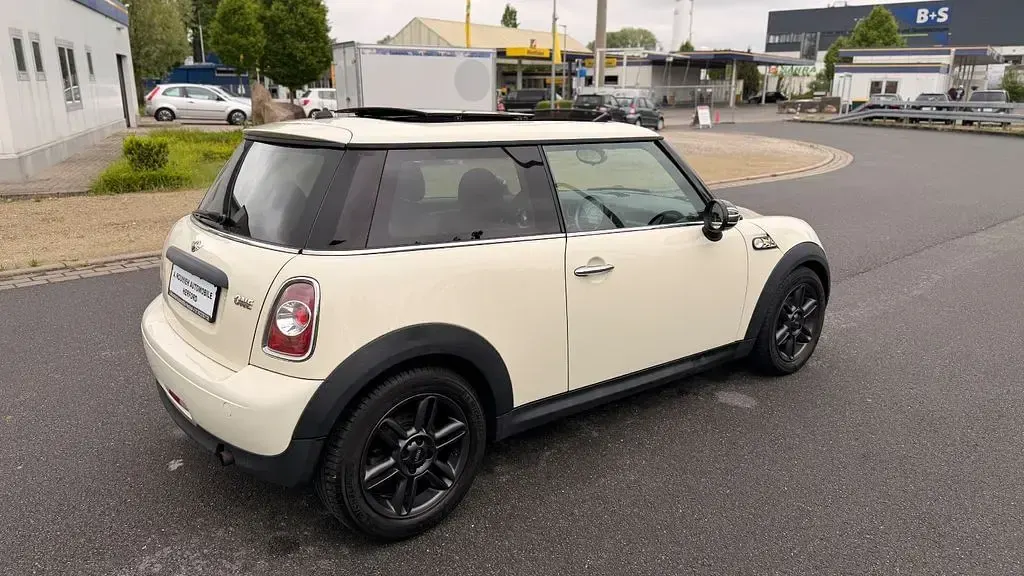 Occasion Mini ONE Pepper 98 PK (72 kW) 2011 Wit Hatchback