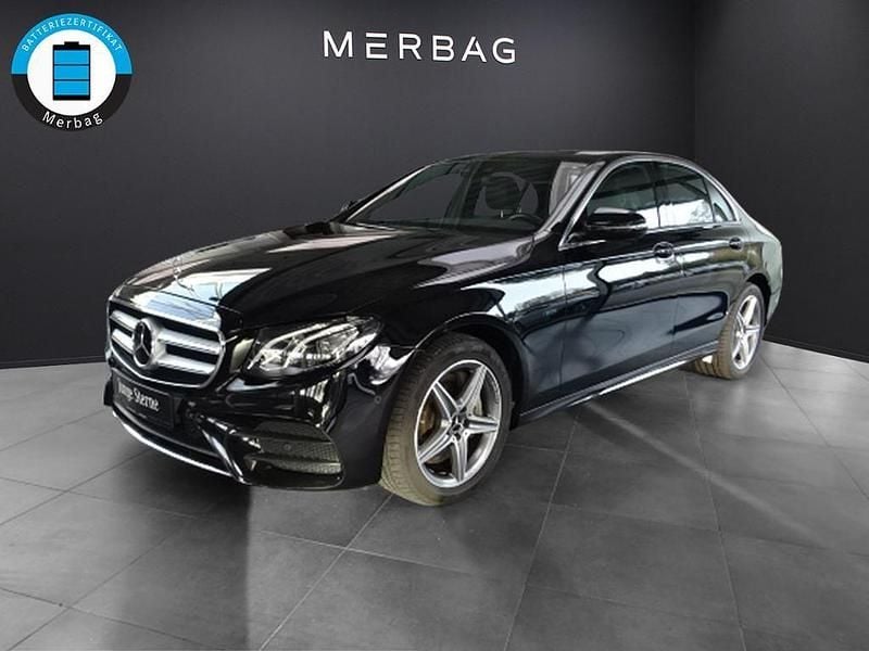 Schwarz Gebraucht 2020 Mercedes E300 AMG Limousine | 31.760 € (Fairer Preis) - Bild 1/4