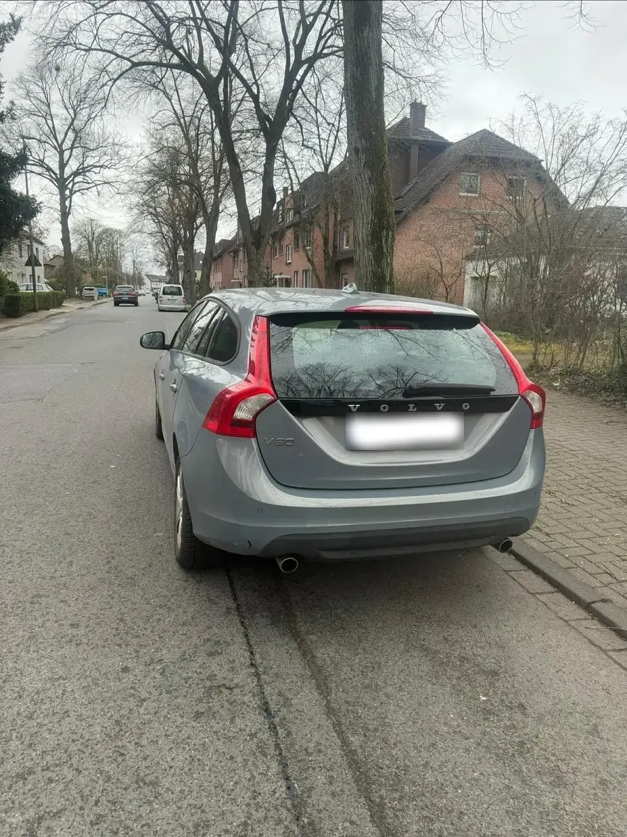 Gebraucht Volvo V60 205 PS (150 kW) 2011 Blau Kombi