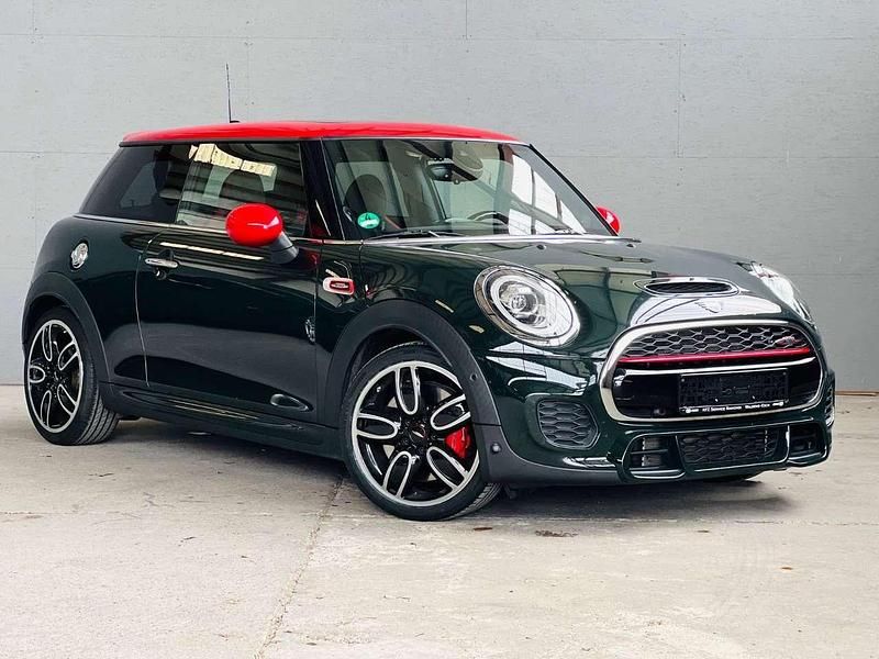 Rebel green Gebraucht 2019 Mini John Cooper Works Kleinwagen | 23.490 € (Fairer Preis) - Bild 1/4
