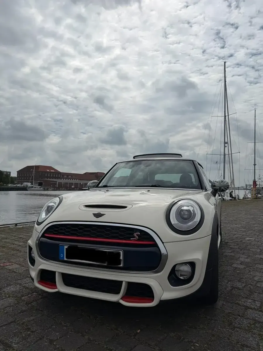Gebraucht Mini John Cooper Works Coupé 192 PS (141 kW) 2017 Weiß Coupé