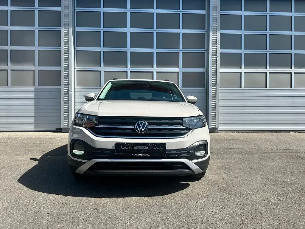 Gebraucht VW T-Cross Life 110 PS (80 kW) 2023 Grau SUV