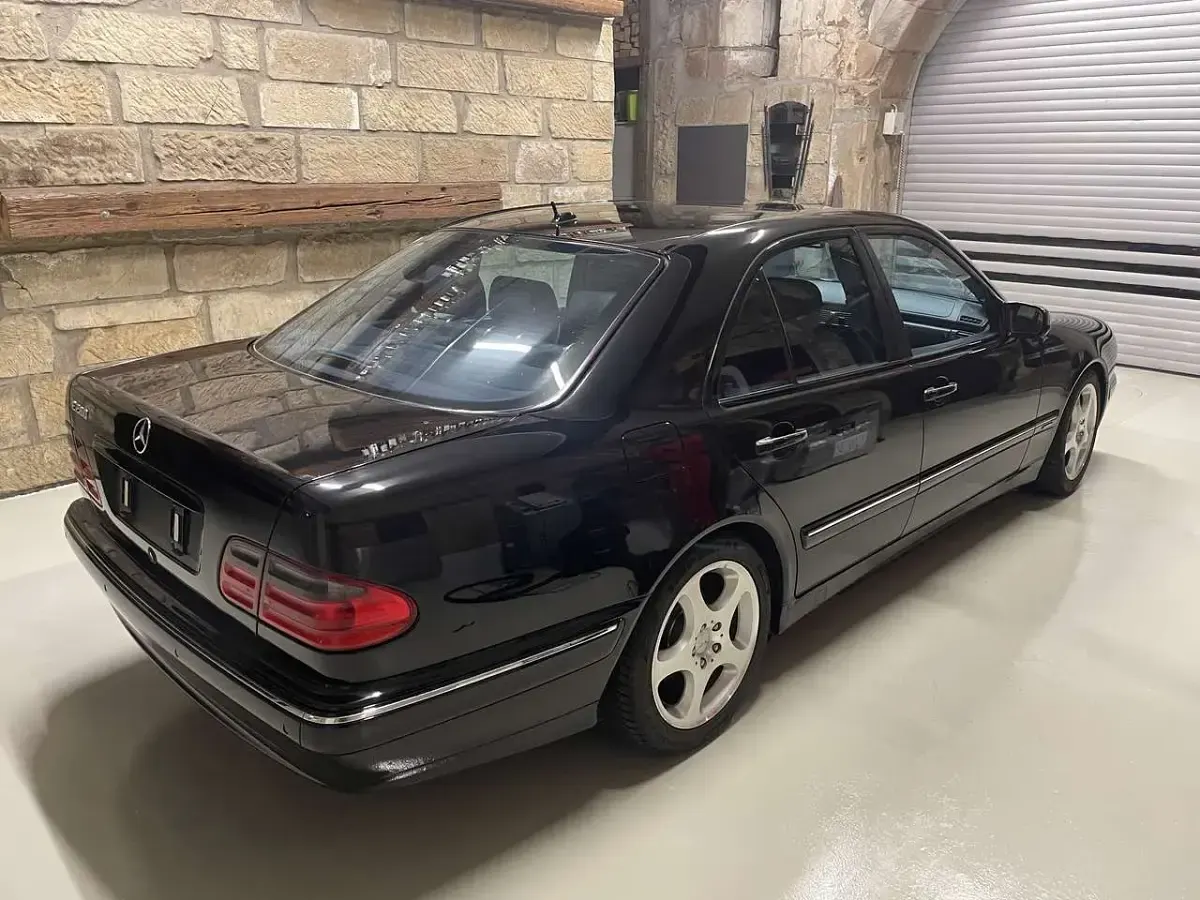 Gebraucht Mercedes E280 Avantgarde 204 PS (150 kW) 1999 Limousine