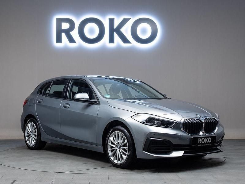 Gebraucht BMW 118 136 PS (100 kW) 2022 Skyscraper grau metallic Kleinwagen