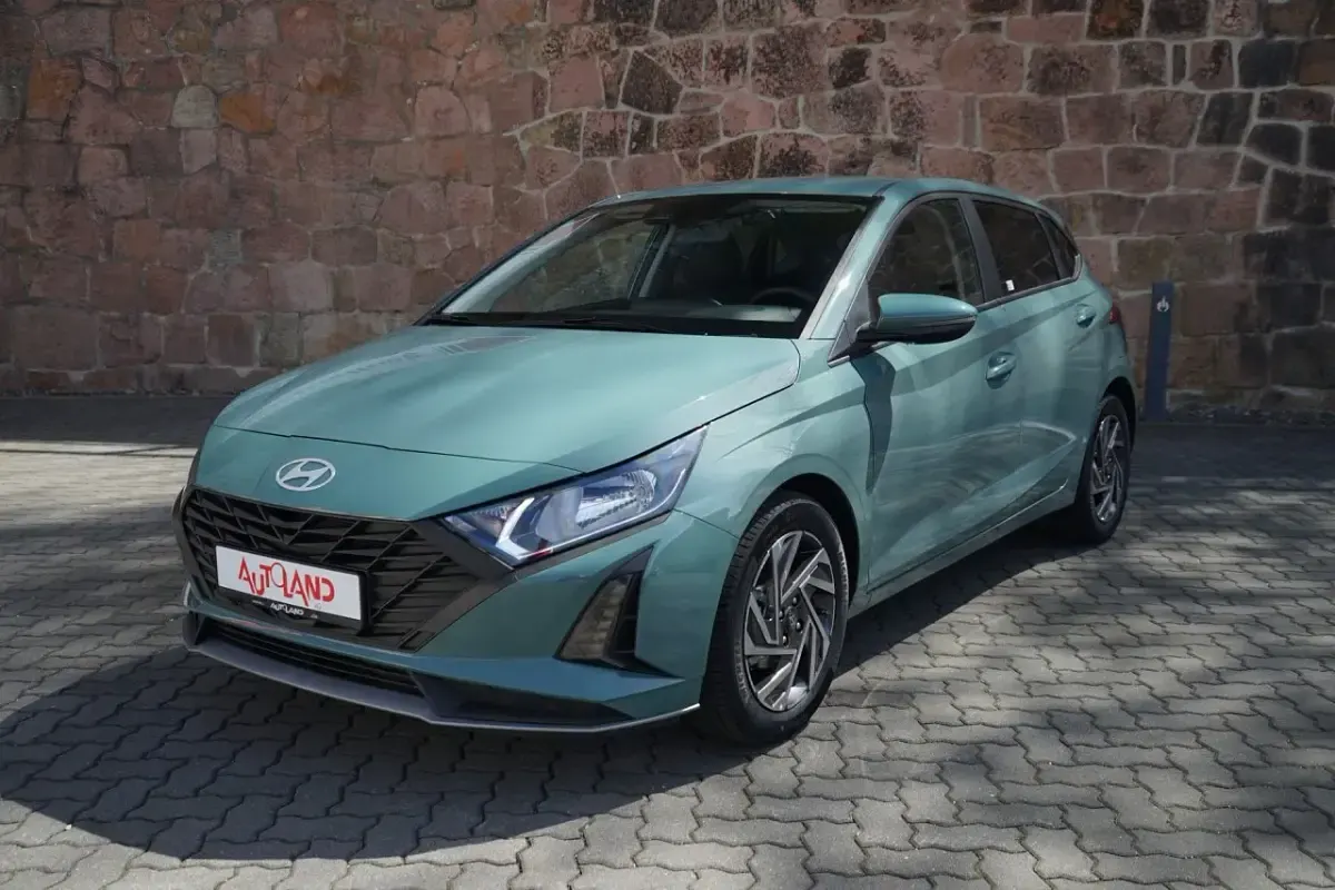 Gebraucht Hyundai i20 86 PS (63 kW) 2012 Grau Kleinwagen