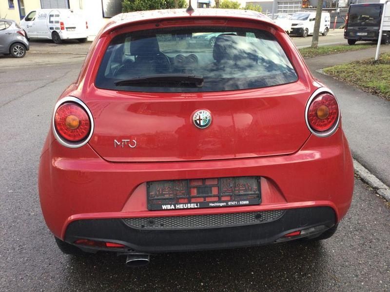 Gebraucht Alfa Romeo MiTo 105 PS (77 kW) 2015 Rot Kleinwagen