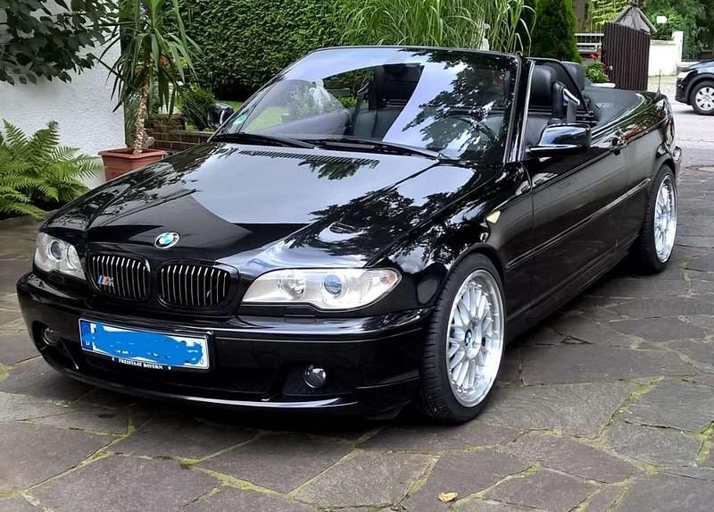 Schwarz Gebraucht 2004 BMW 320 Cabriolet Cabrio | 15.000 € - Bild 1/4
