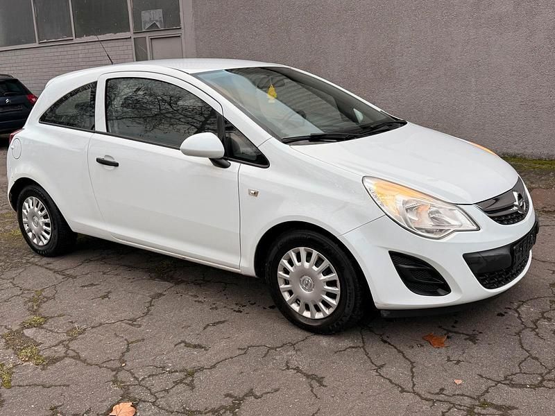 Weiß Gebraucht 2012 Opel Corsa Limousine | 990 € (Superpreis) - Bild 1/4