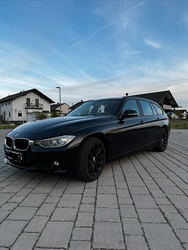 Usata BMW 320 185 CV (136 kW) 2014 Nero Station wagon