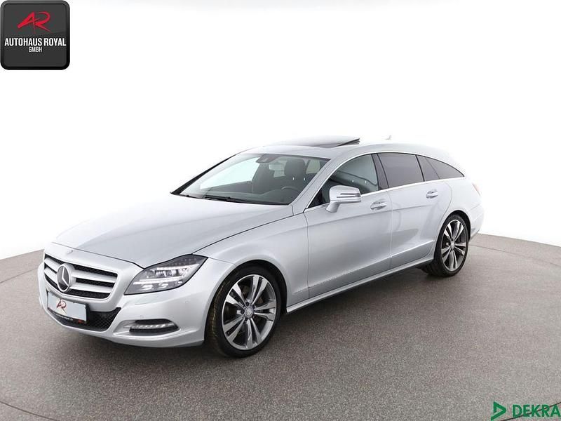 Silber Gebraucht 2013 Mercedes CLS350 Shooting Brake AMG Kombi | 18.880 € (Superpreis) - Bild 1/4