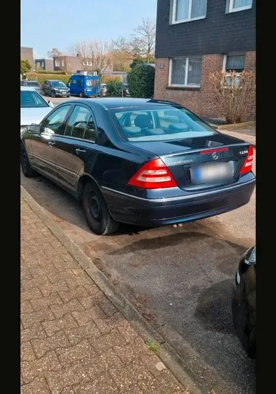 Gebraucht Mercedes C200 Elegance 163 PS (119 kW) 2000 Schwarz Limousine