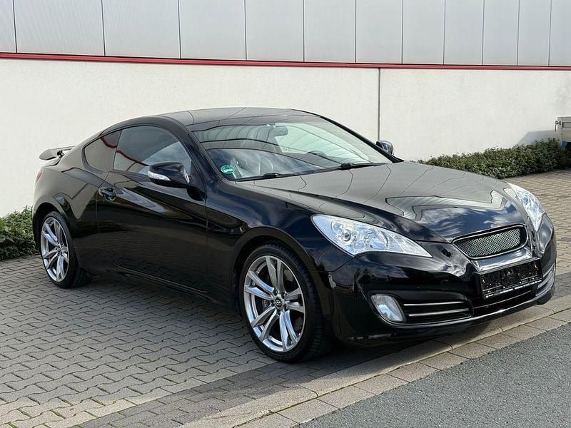 Schwarz Gebraucht 2011 Hyundai Genesis Coupé | 8.999 € (Fairer Preis) - Bild 1/4