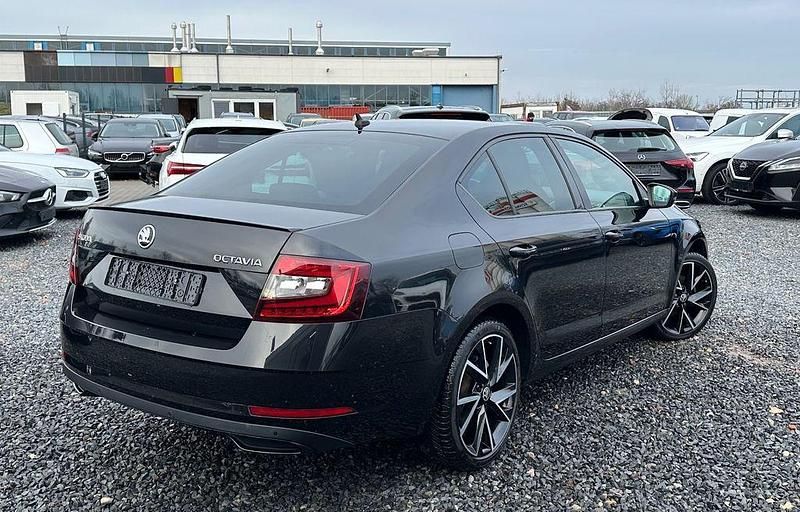 Gebraucht Skoda Octavia SportLine 150 PS (110 kW) 2020 Schwarz Limousine